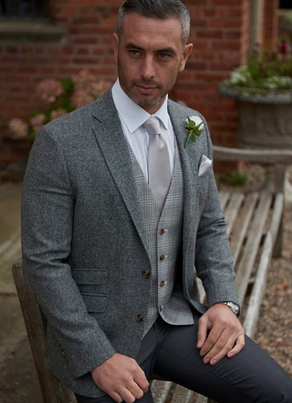 Tweed Wedding Suit Hire, Grafton Tweed Suit, Grey, slim fitting, lightweight suit with matching waistcoat is ideal for weddings