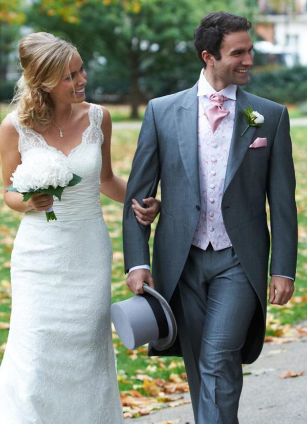Hinstock traditional silver grey tailcoat, timeless, lightweight, tailored fit ideal for any wedding.