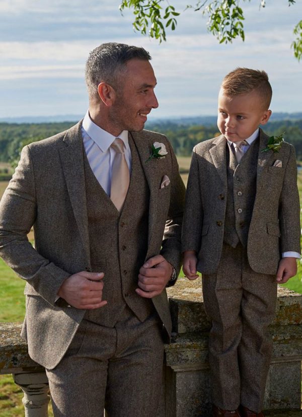 The Tibberton rustic brown, slim fit, lightweight tweed suit with optional matching waistcoat is a great choice for weddings