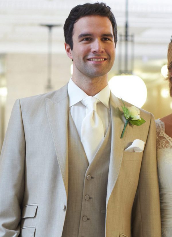 Venice Loung Suit, smart, stylish beige three piece suit, or use with one of our many waistcoat collections.